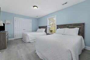 4 chambres, espace de travail pour ordinateur portable