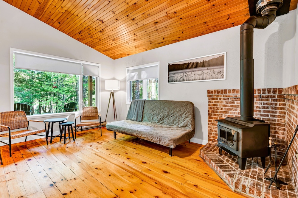 Mersey River Chalets a nature retreat by null