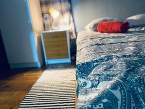 Room - Sri-Indo Guest House (Lisbon)