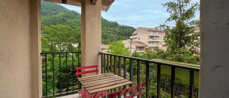 Standard Apartment | Terrace/patio