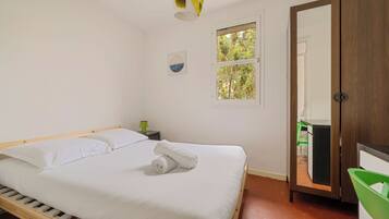 Apartemen Standar | Setrika/meja setrika dan Wi-Fi gratis