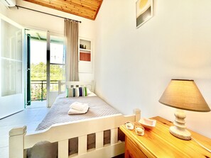 10 quartos, Wi-Fi de cortesia, roupa de cama