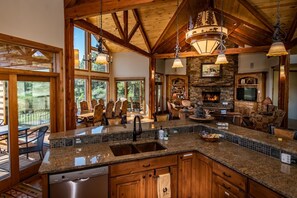 Interior - Large Luxury Home | Great Views, Quiet, New Hot Tub & AC (Pagosa Springs)