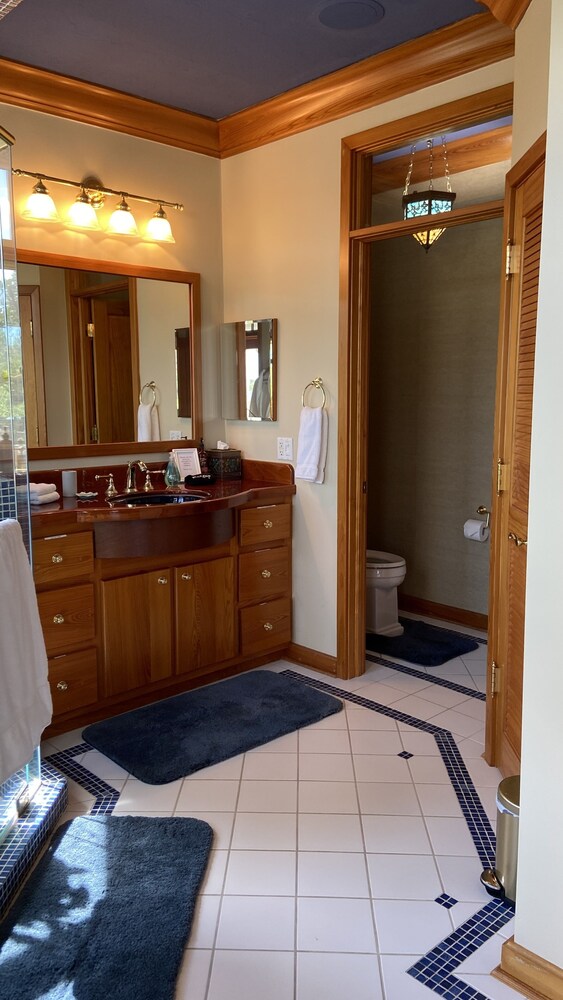 Stunning Riverfront Home, Close to the Beach Wabasso Beach Vrbo