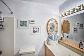 Hair dryer, towels - First-Floor Hunter Condo < 1 Mi to Slopes! (Hunter)