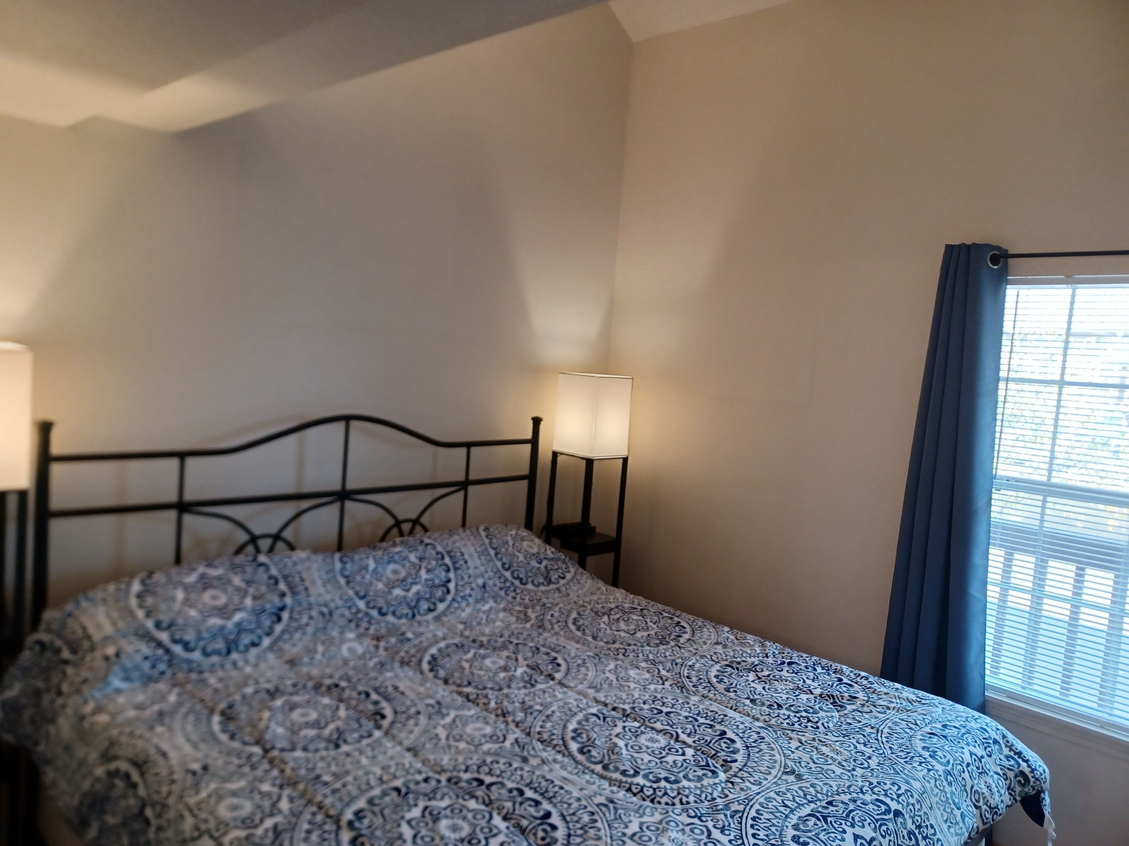 Quiet Branson Condo 2bd 2ba. Short distance to table Rock Lake