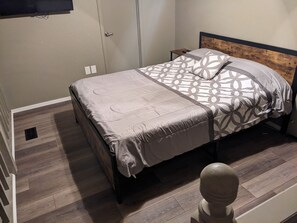 2 habitaciones, escritorio, wifi y ropa de cama 