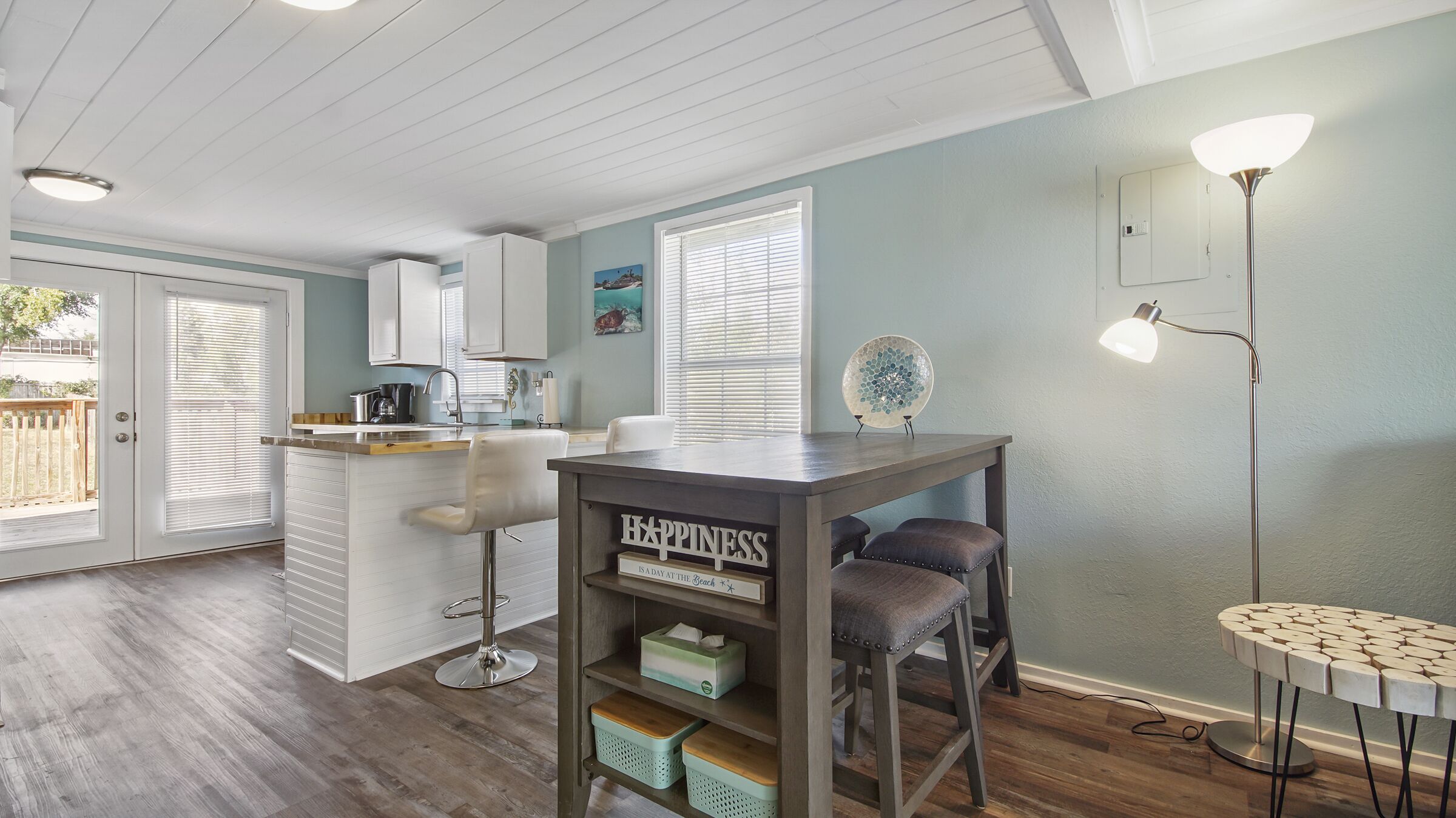 冰箱、微波炉、烤箱、炉灶