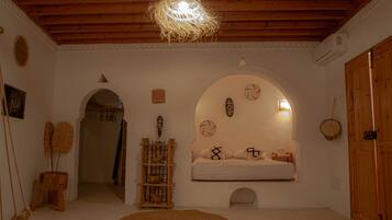 4 bedrooms, free WiFi