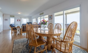 Dining - Sunset Bluff House - Stunning Ocean Views (Yarmouth)