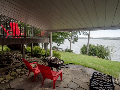 Sunset Lakehouse Retreat