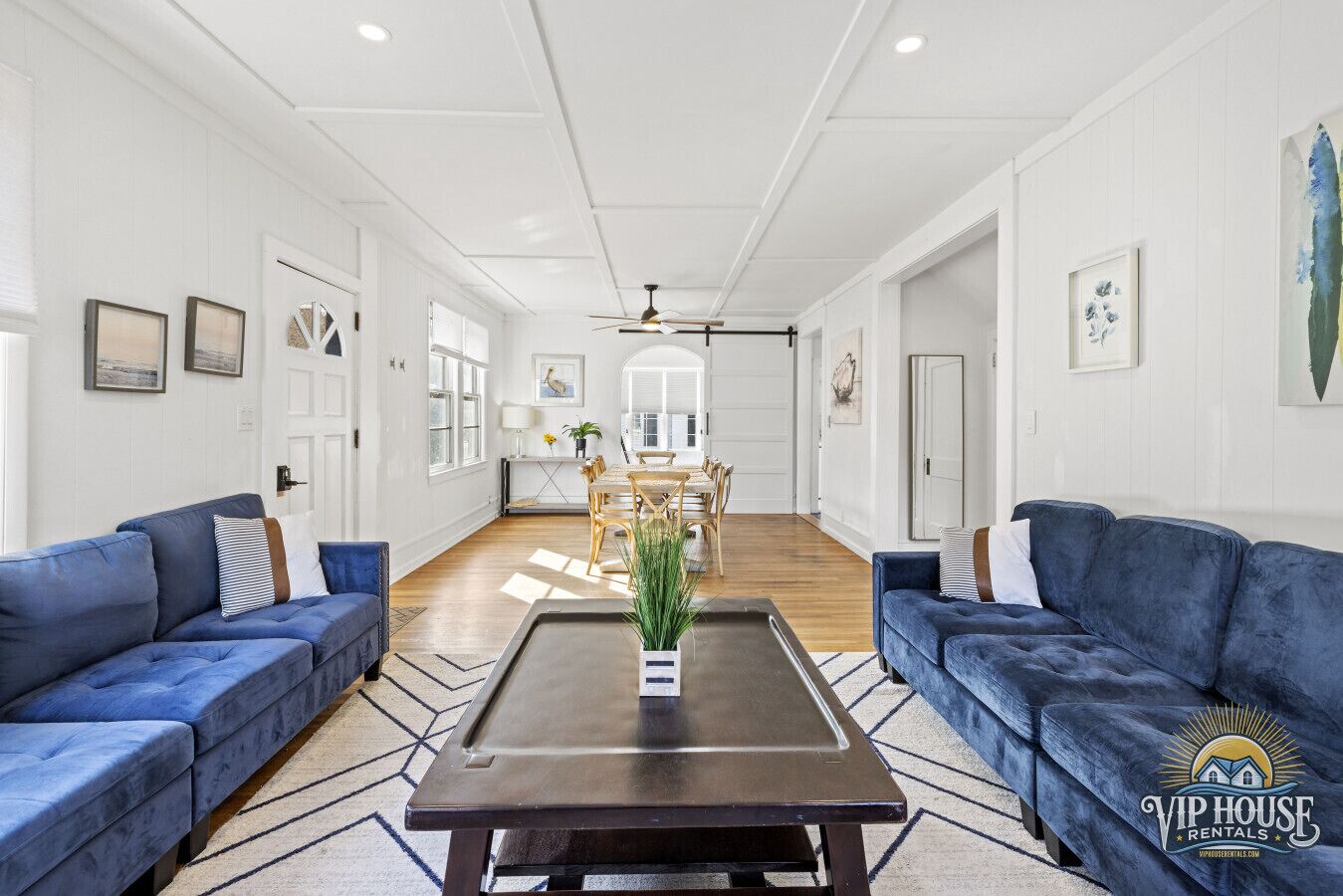 Télévision, chaîne hi-fi