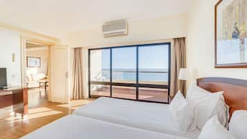 隔音、旅行婴儿床、免费 WiFi、床单