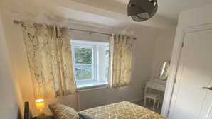Room - Ebor Mill's Cottage, a great location for exploring Haworth (Haworth)