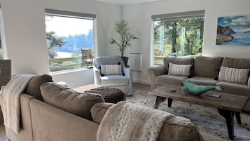 Smart-tv och eldstad