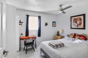 3 camere, una scrivania, Wi-Fi gratuito, lenzuola