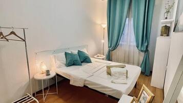 3 Schlafzimmer, Schreibtisch, Bügeleisen/Bügelbrett, kostenloses WLAN