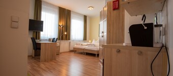 ซิตี้ อพาร์ทเมนท์ เวซ