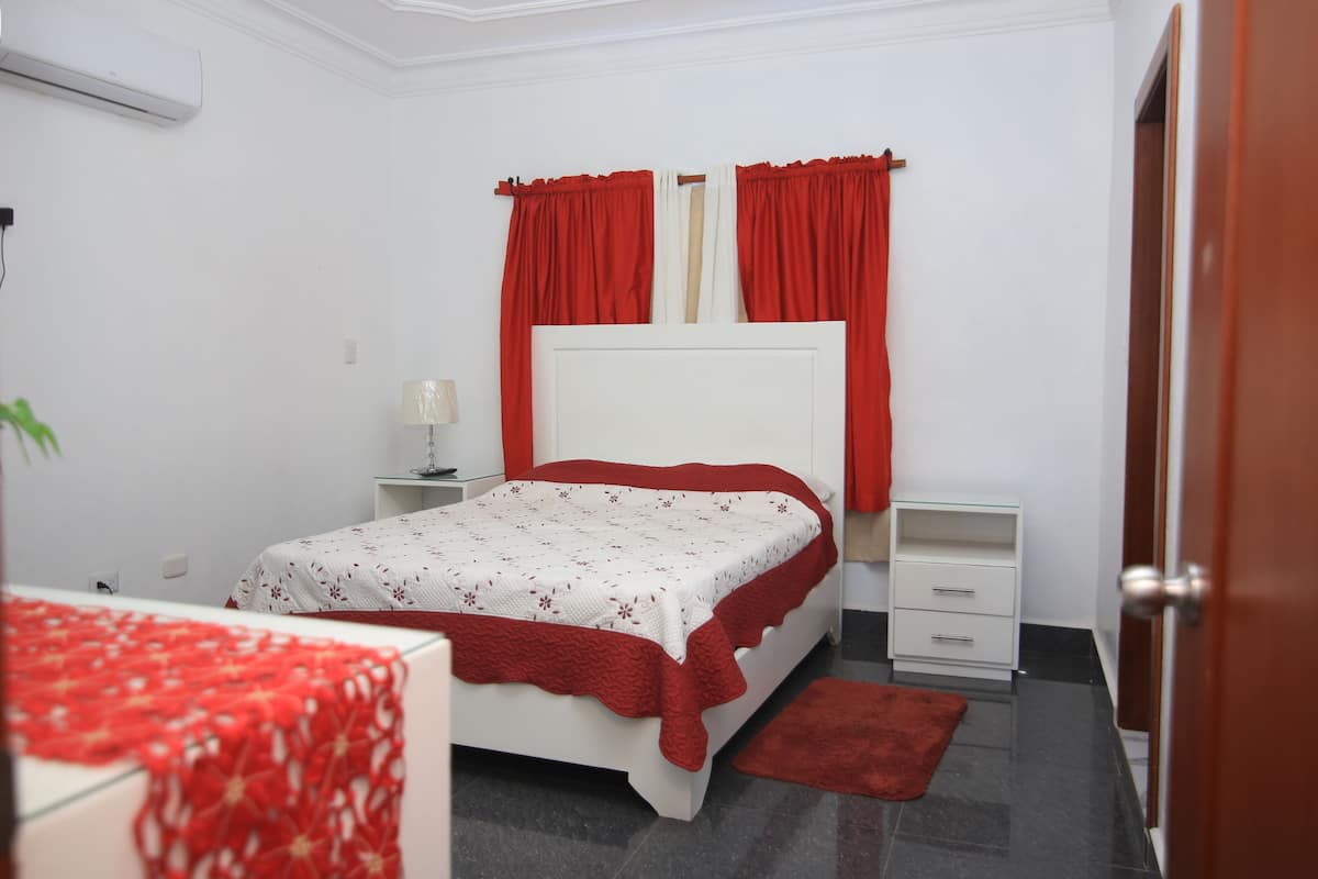 1 slaapkamer, lakens van Egyptisch katoen, luxe beddengoed
