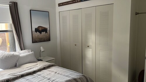 Beautiful and Cozy Bedroom!