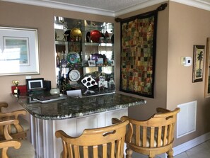 Bar (en la propiedad)