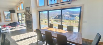 Modern Cabin Facing Canaan Valley Ski Slopes