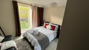 Departamento | 3 habitaciones, tabla de planchar con plancha y wifi gratis