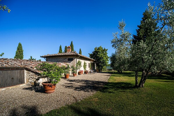 Villa