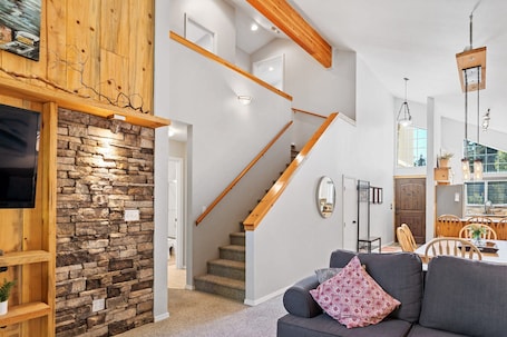 Interior. Silverstone Cabin