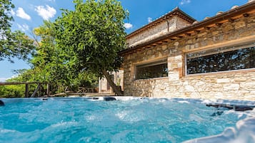 Villa | 4 Schlafzimmer