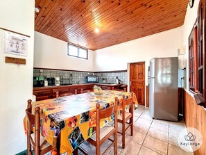 Dining - Kaz’A Olymp*** - Nice house in Entre-Deux (ENTRE-DEUX)