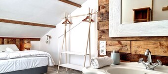 Étoile Bleue - 150m2 T4 in the centre of St-Gilles