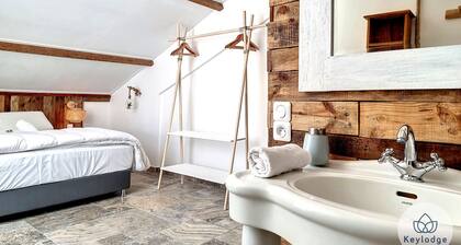 Ătoile Bleue - T4 de 150m2 au centre de St-Gilles