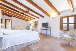 6 dormitorios, wifi gratis, ropa de cama
