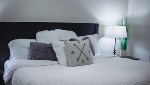 2 habitaciones, tabla de planchar con plancha y cuna de viaje 