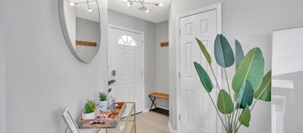 4TVs★3Beds★Fully Stocked Kitchen★Spacious Getaway