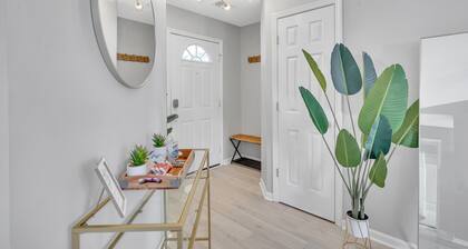 4TVs★3Beds★Fully Stocked Kitchen★Spacious Getaway