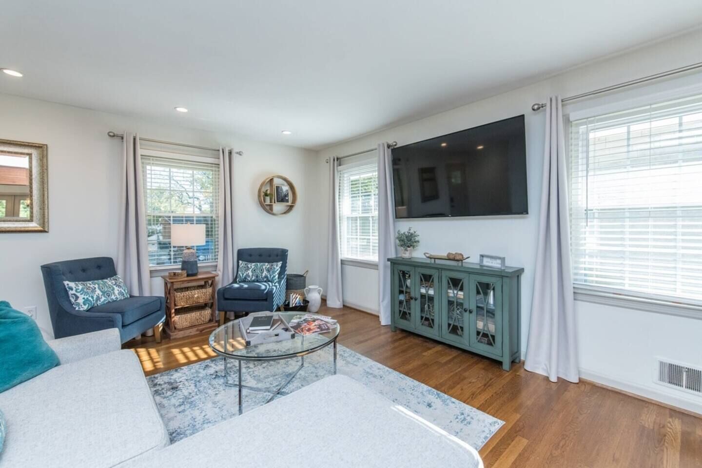 Fernseher, Arbeitsbereiche