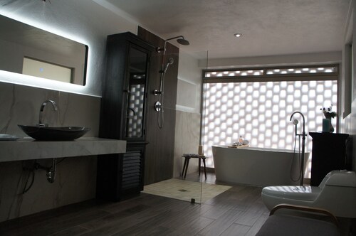 Casa Ángela Guest House