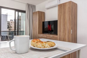 Loft (2B) | Salle à manger