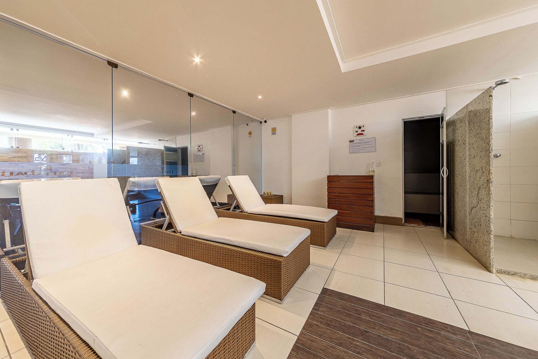 Bain à remous intérieur