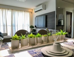 Apartamento conforto | Área de estar | Smart TV 50 polegadas com canais a cabo, TV, Netflix