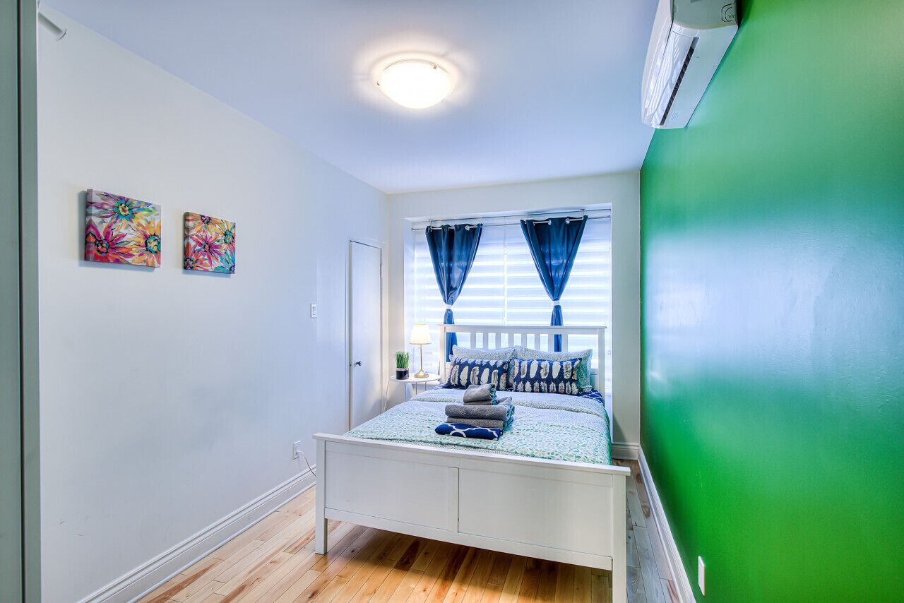 3 bedrooms, desk, iron/ironing board, WiFi