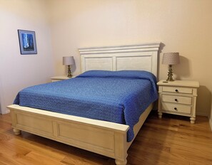 3 bedrooms, desk, iron/ironing board, WiFi - Quiet neighborhood with stunning views of the Organ Mountains. (Las Cruces)