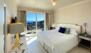 3 Schlafzimmer, Zimmersafe, Bügeleisen/Bügelbrett, Reisekinderbett