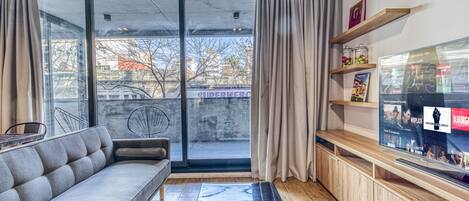 1 bedroom, premium bedding, down duvets, pillow-top beds