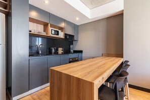 Appartement Luxe (9A) | Restauration dans la chambre