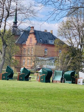 Property grounds - SeeLund... - quiet and sunny - close to the beach and the Baltic Sea (Schönhagen)