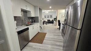 Fridge, microwave, oven, stovetop - Cozy and Luxurious suite in Lake Community of Mahogany (Calgary)