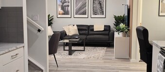 Cozy and Luxurious suite in Lake Community of Mahogany